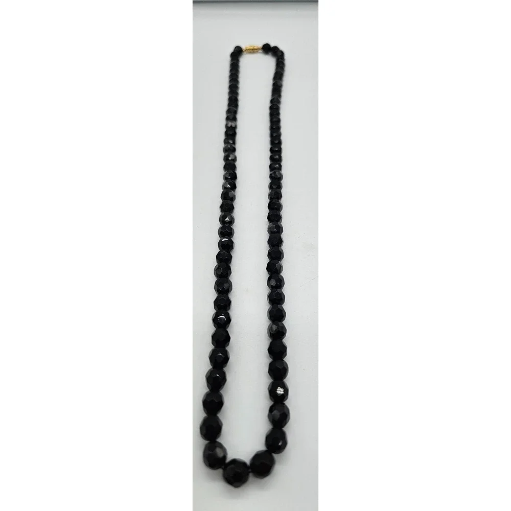 Vintage‎ JETS Faceted Black Beaded Necklace Barrel Clasp Graduated Strand